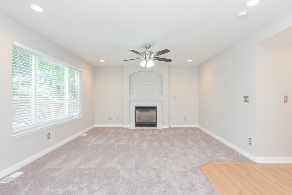 Building Photo - 10319 Woodrose Ln