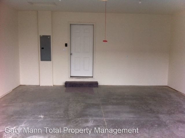 Building Photo - 109 E Mizzou Ct