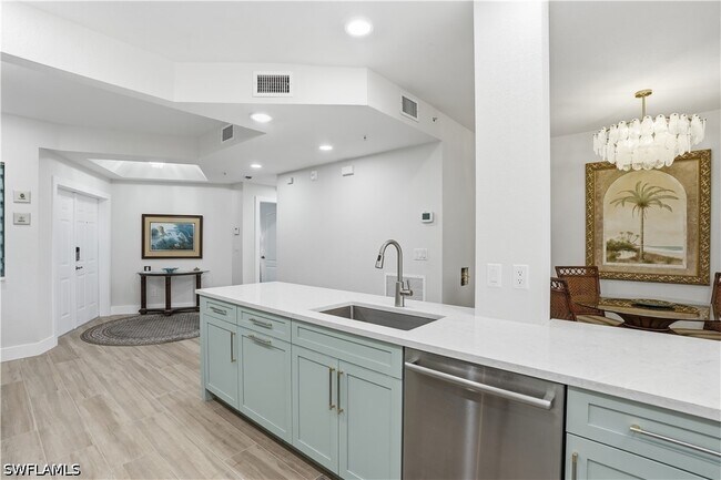 Building Photo - 7671 Pebble Creek Cir