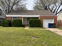 Building Photo - 1144 S Vandalia Ave