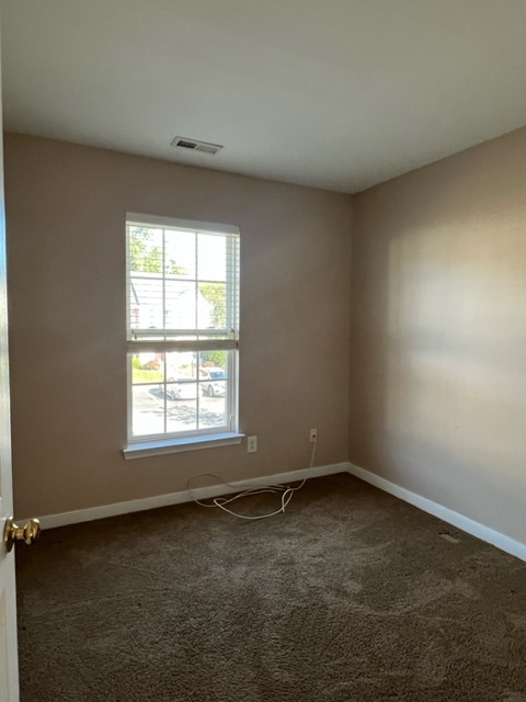 Building Photo - 6747 S Grand Brook Cir