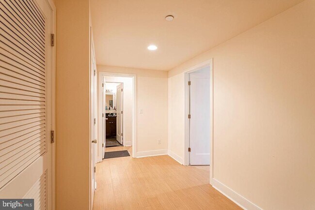 Building Photo - 1110 South St