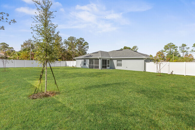 Building Photo - 2 Pebble Wood Ln