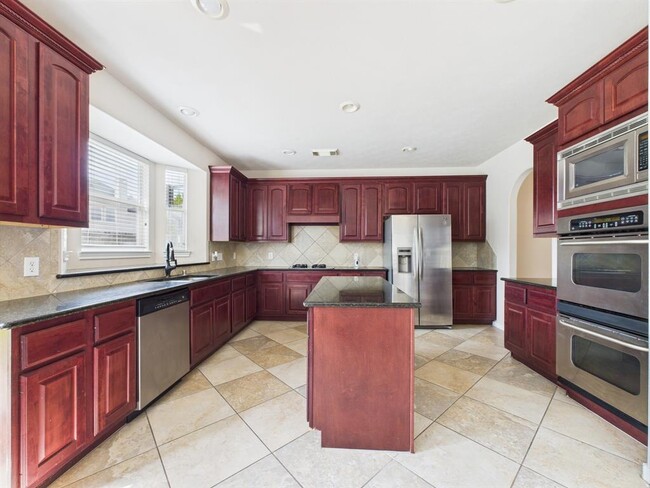 Building Photo - 26306 Shady Walk Ln