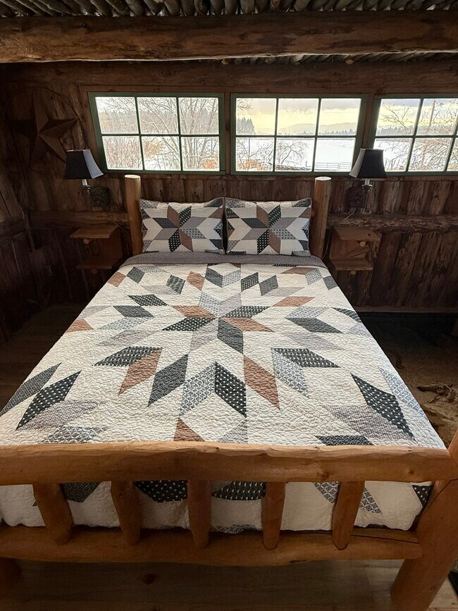 Building Photo - 43393 Co Rd M