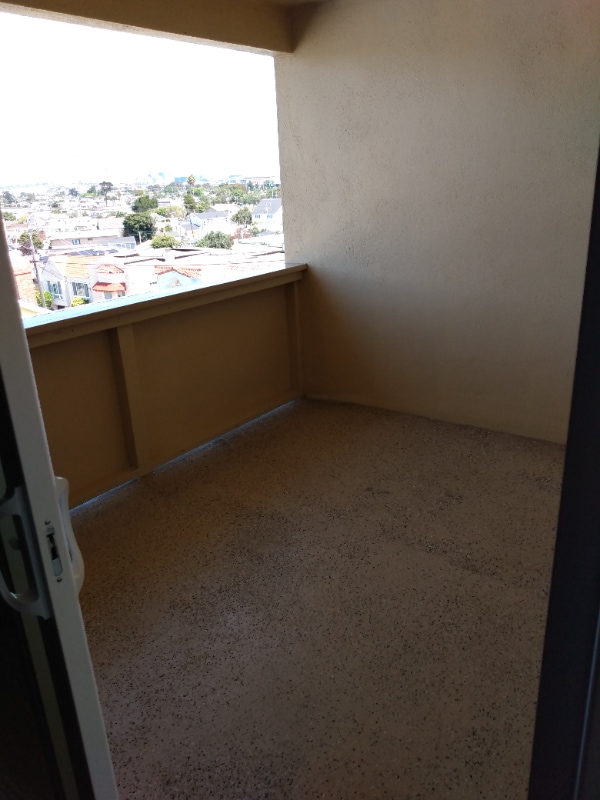 Building Photo - 257 East Ave