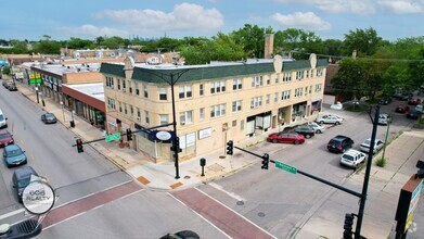 Building Photo - Belmont Cragin Apts Available!