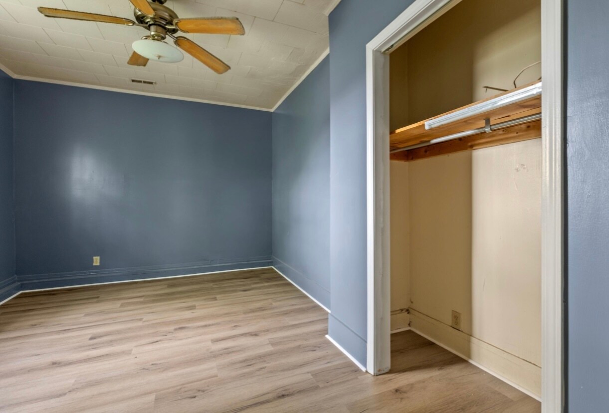 Building Photo - 127 S Highland St