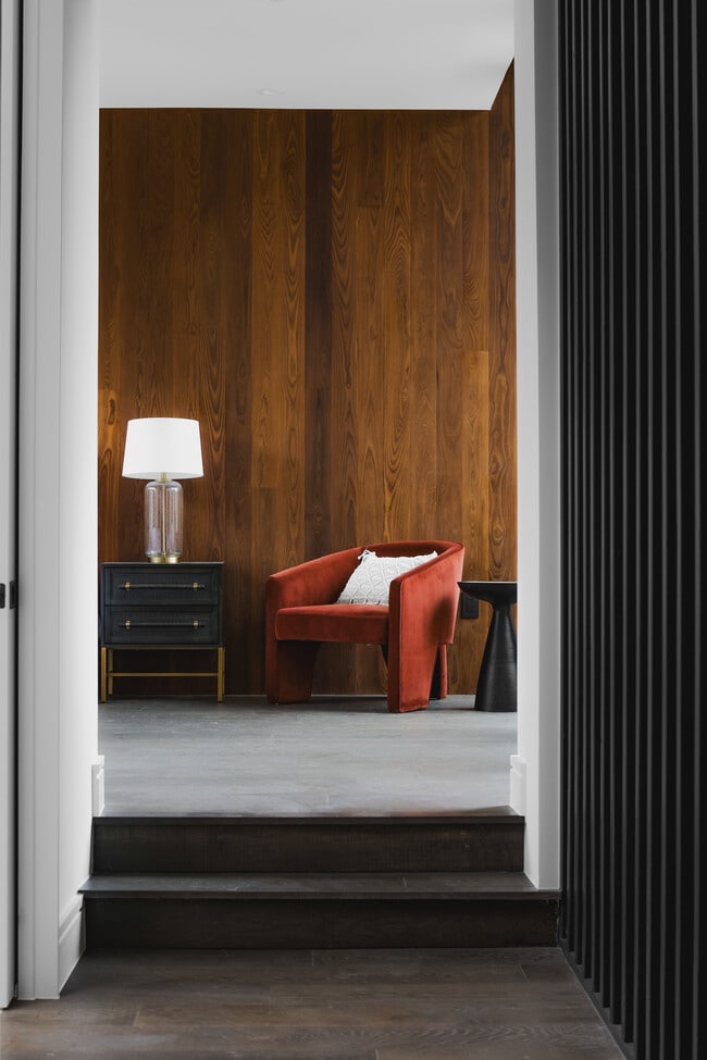 Building Photo - 2407 W 10th St