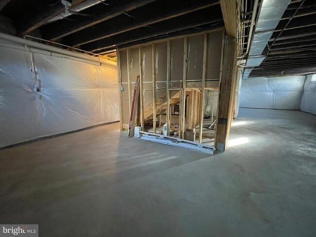 Building Photo - 43 Boone Ct