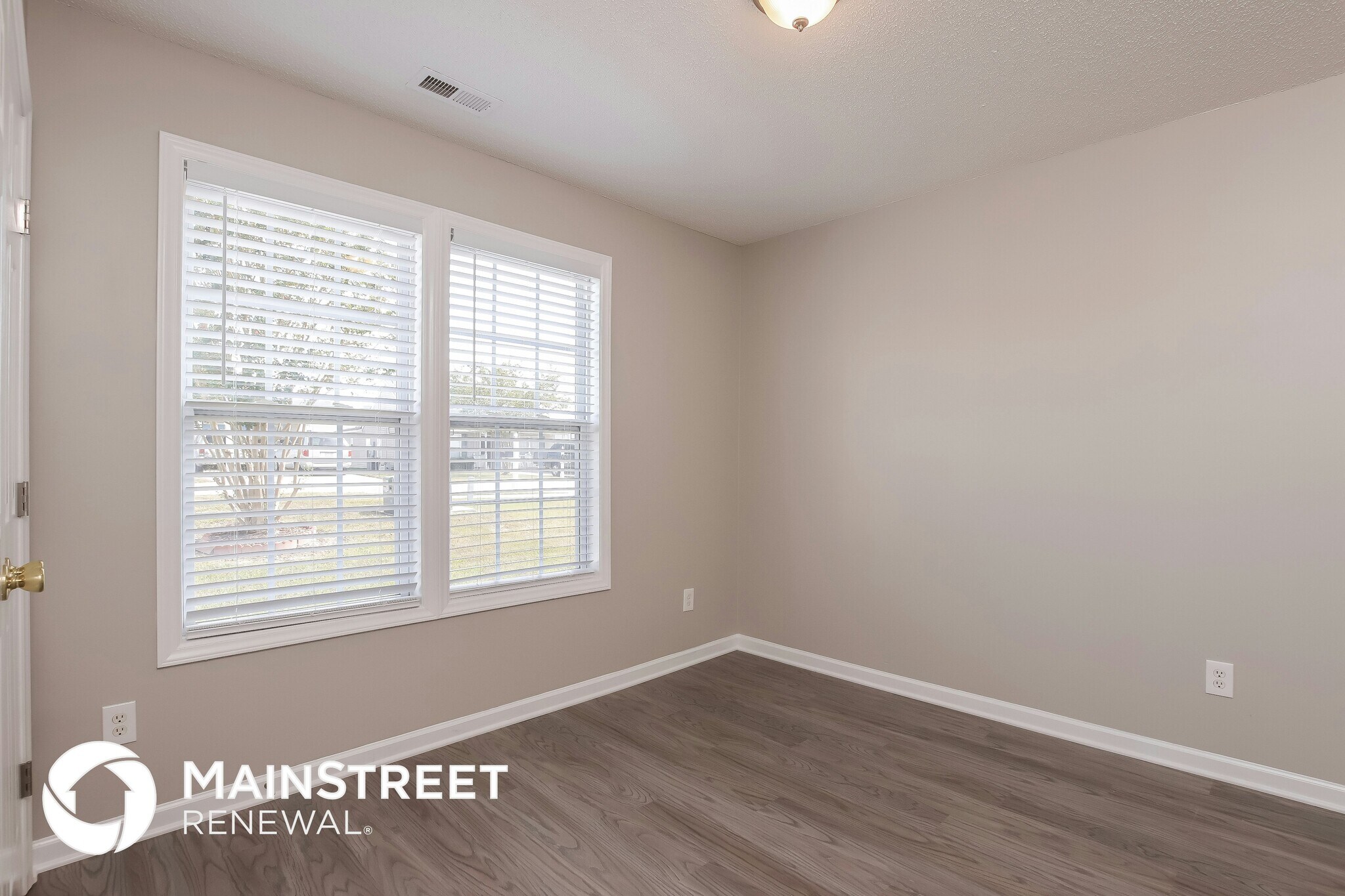 Building Photo - 5113 Limewood St