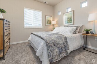 Building Photo - Wilson Creek Townhomes! Move In By 7/31 & ...