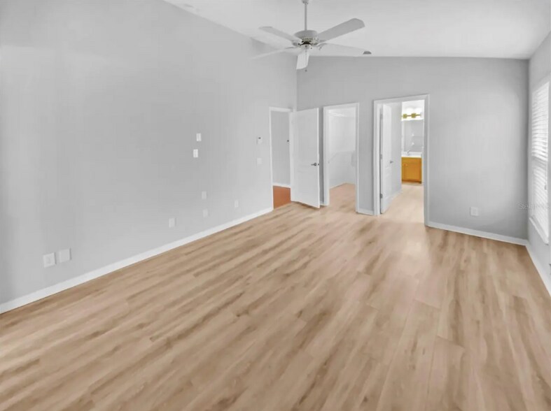 Building Photo - 3300 Clover Blossom Cir