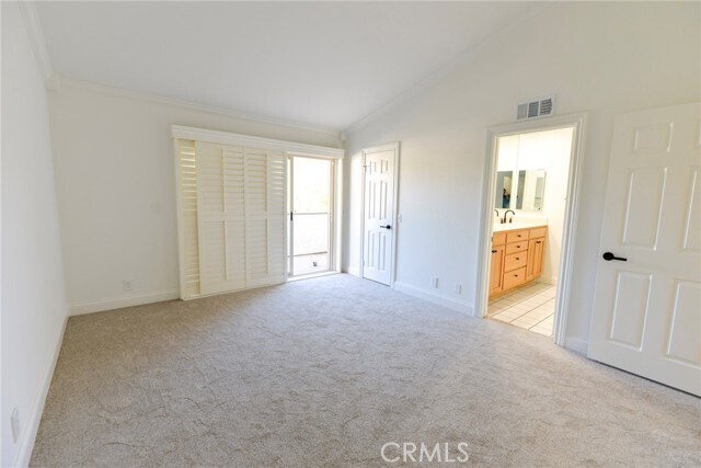 Building Photo - 484 Plaza Estival