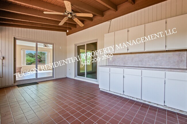 Building Photo - 5084 N Camino Del Lazo
