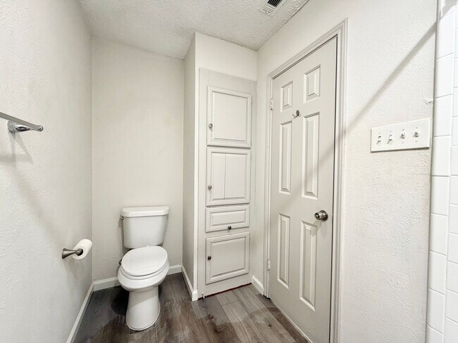 Building Photo - 3635 Garden Brook Dr