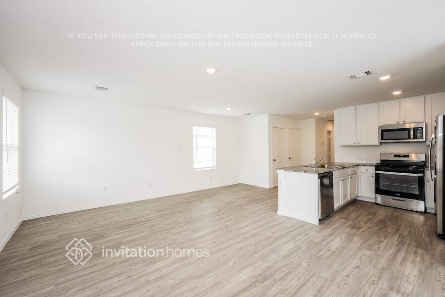 Building Photo - 14619 Southton Basin