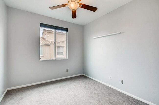 Building Photo - Fantastic 4 Bedroom House in Central San Diego Available in August!!