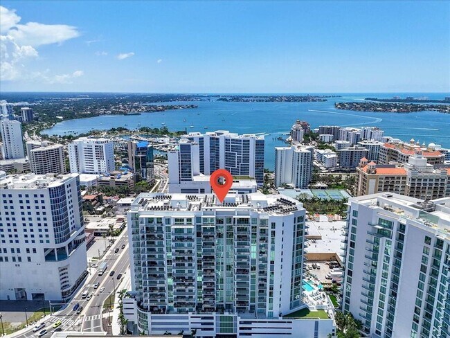 Building Photo - 301 Quay Commons Dr