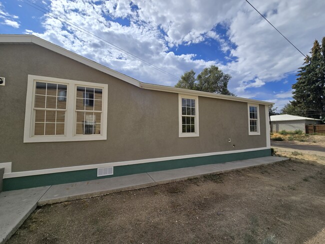 Building Photo - 220 Liberty St