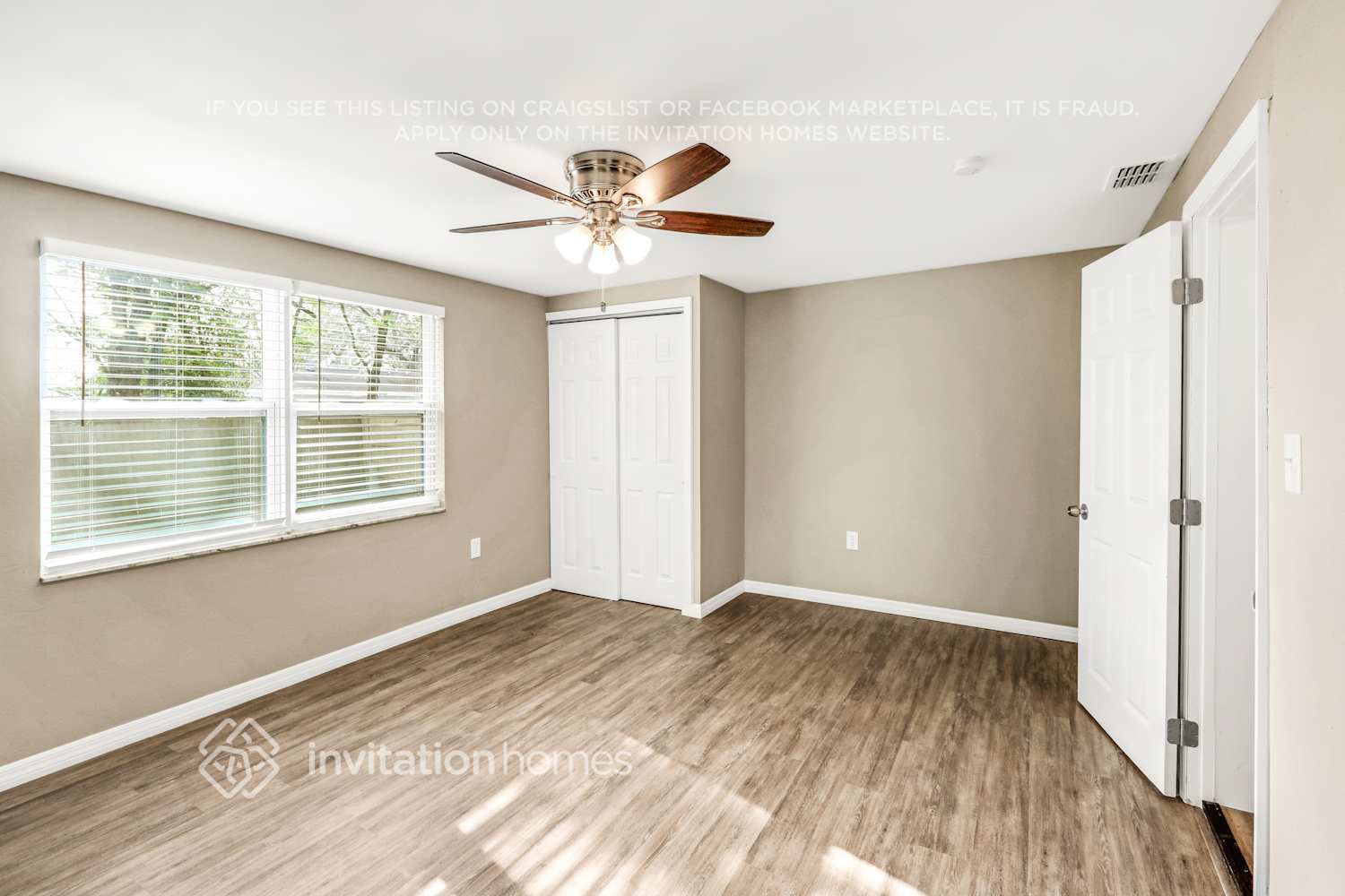 Building Photo - 9410 Rainbow Ln