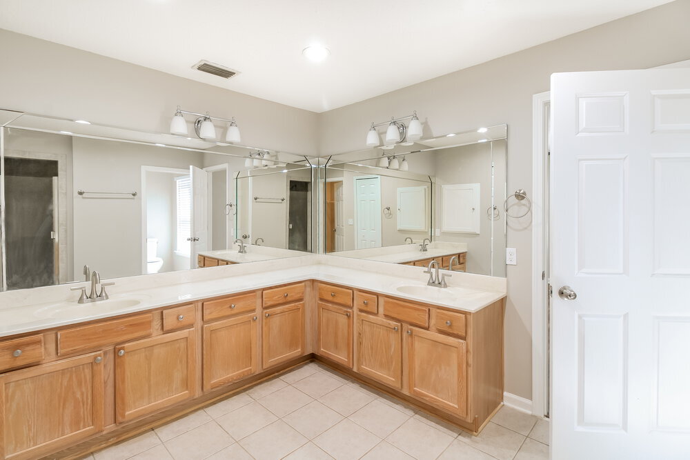 Building Photo - 3819 Lavista Cir