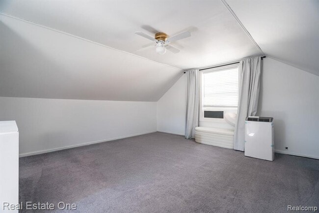 Building Photo - 2989 Cummings Ave