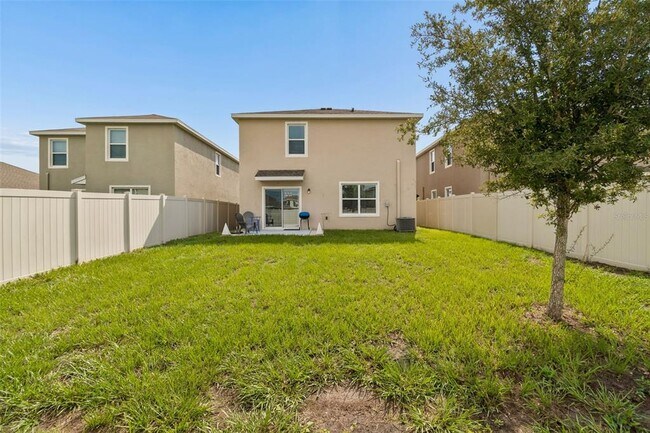 Building Photo - 17053 Oval Rum Dr
