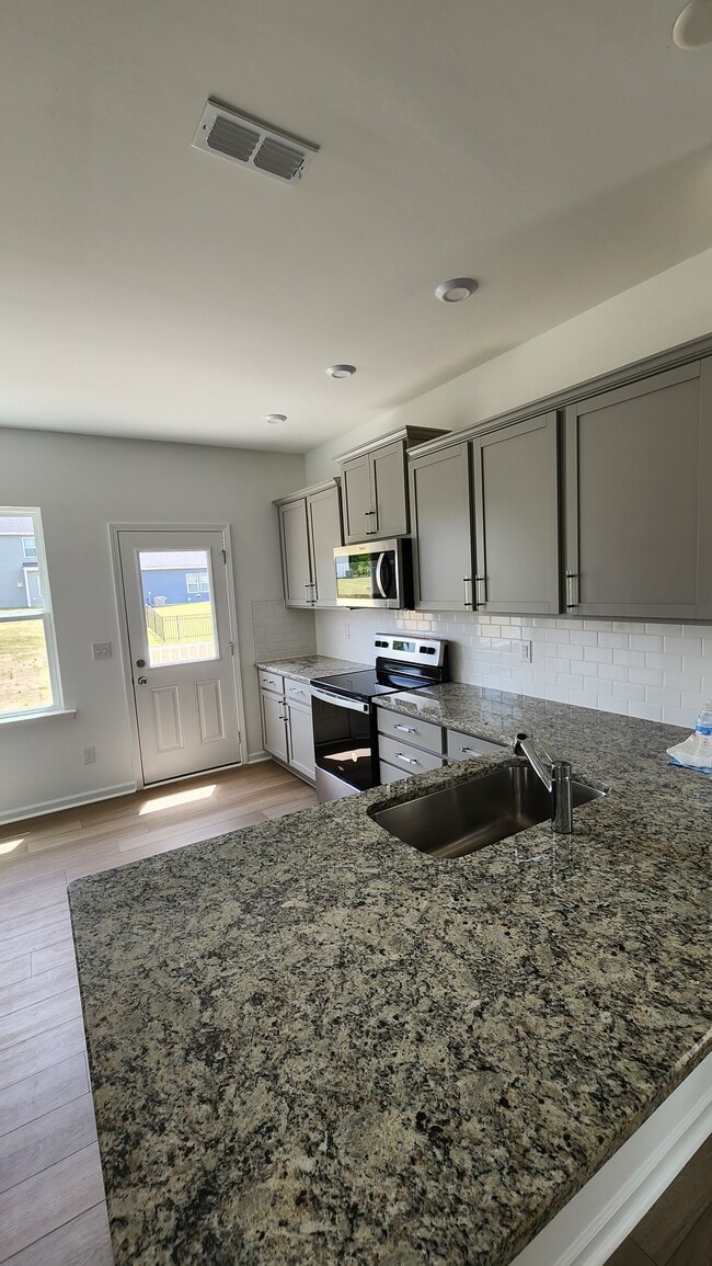 Building Photo - 11148 Godwit Ln