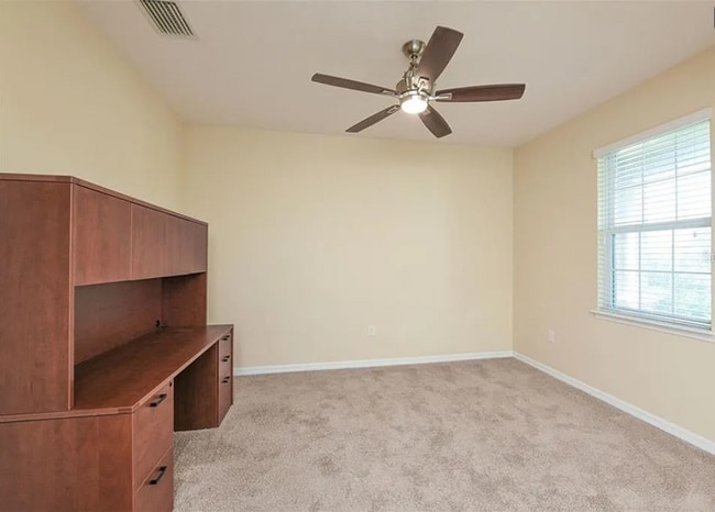 Building Photo - 2948 Oriole Dr