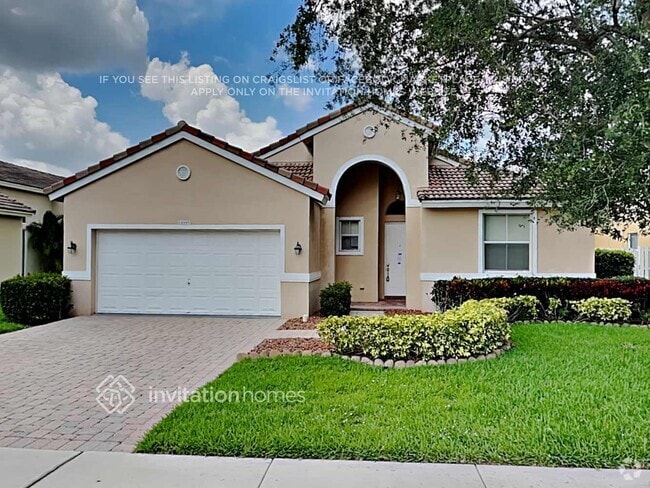 Building Photo - 6349 C Durham Dr