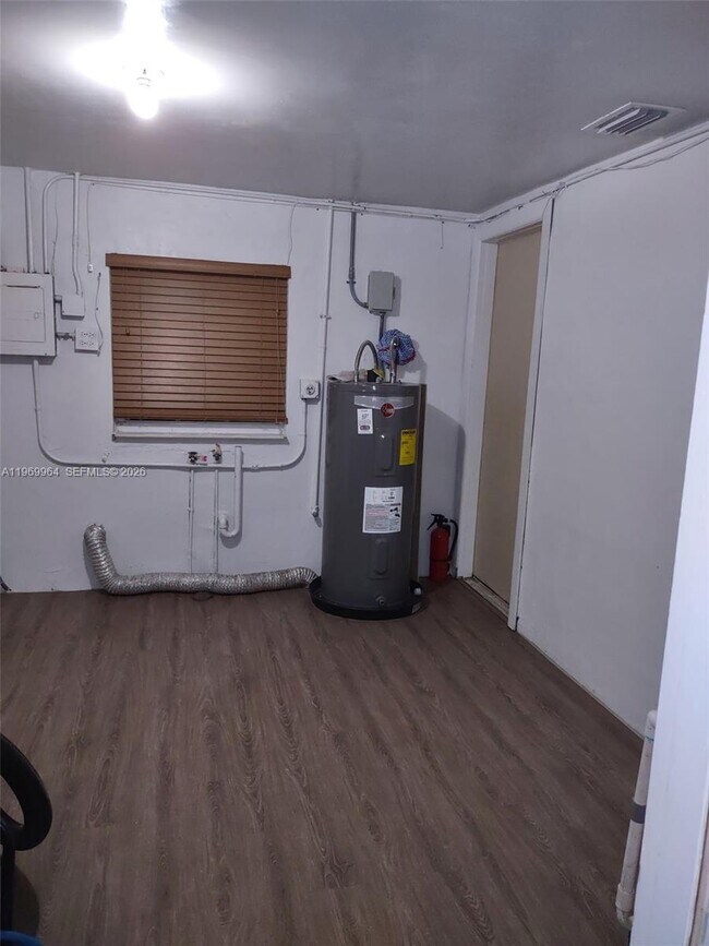 Building Photo - 1241 NW 174th St