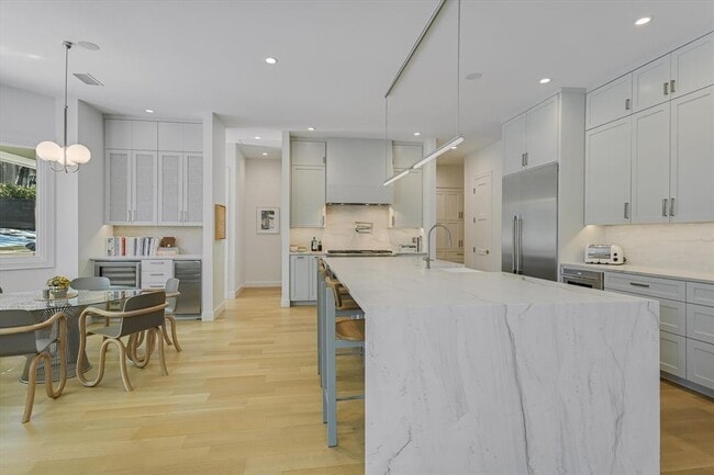 Building Photo - 5101 Cuesta Verde