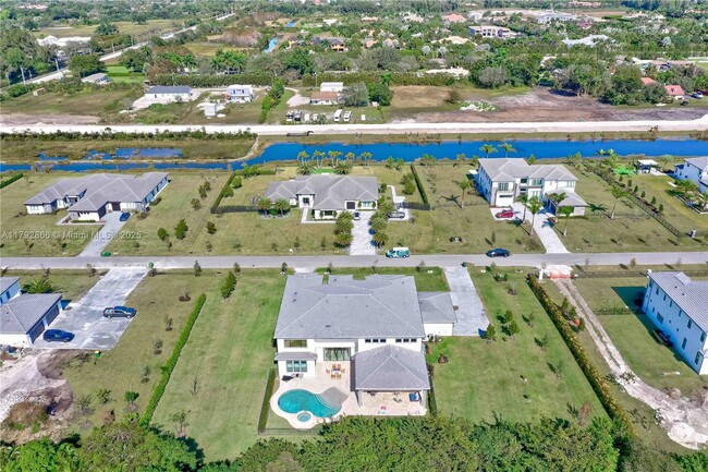 Building Photo - 17130 Magnolia Estates Dr