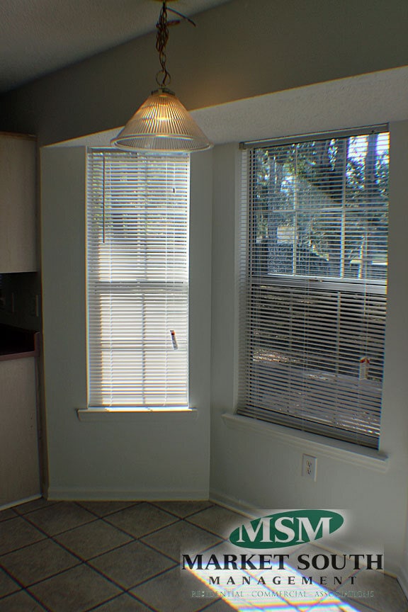 Building Photo - APPLICATION PENDING! GEORGETOWN- KING'S GRANT