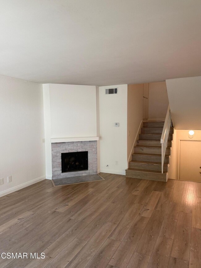 Building Photo - 1337 Ramona Dr