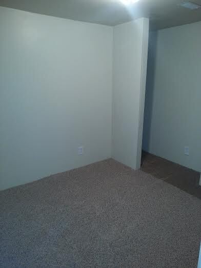 Building Photo - 105 W Grimes St