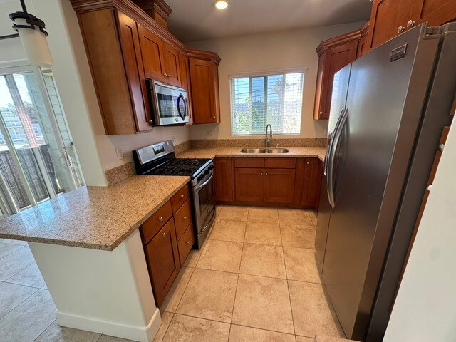 Building Photo - 5648 Lauretta St