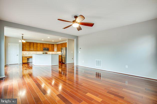 Building Photo - 1000 Everett Ct