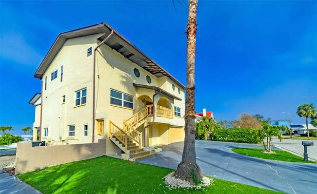 Building Photo - 5521 W Shr Dr