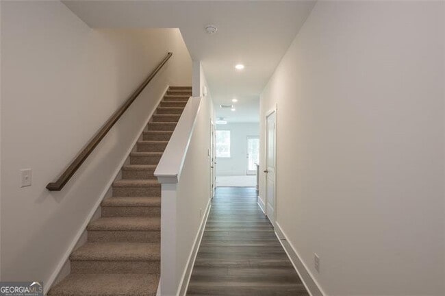 Building Photo - 1619 Gunnin Trce NW