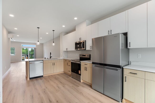 Building Photo - 14707 87th Ave SE