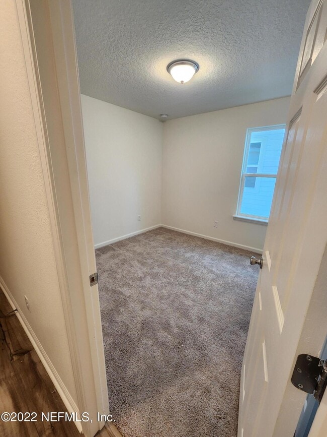 Building Photo - 3035 Lucille Ln