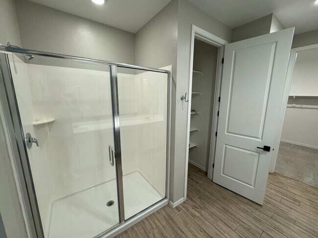 Building Photo - 4 Bedroom - 3 Bath  Home - 2668 Sq. Ft. - Eastmark Inspirian III - Mesa