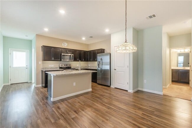 Building Photo - 108 Athena Way