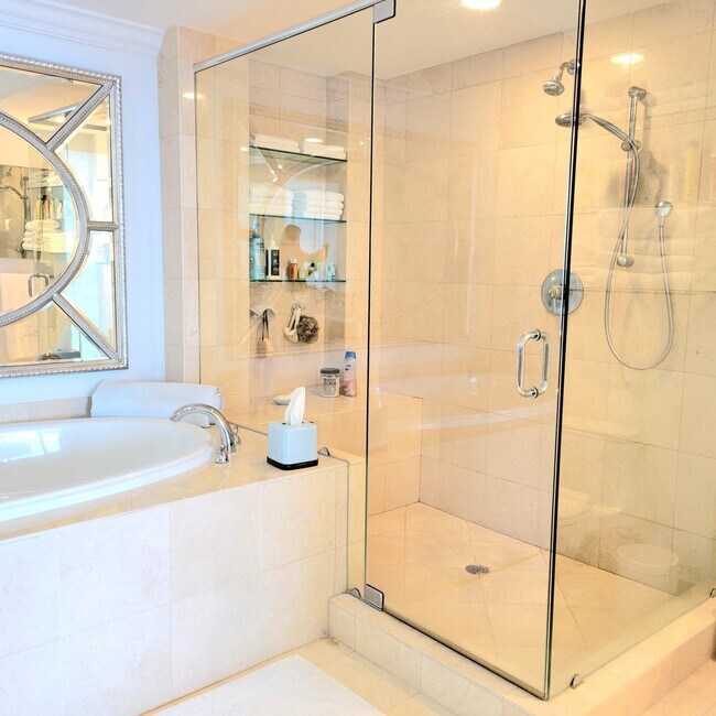 Building Photo - 1830 S Ocean Dr