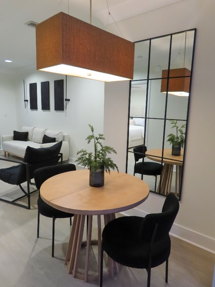 Building Photo - 222 S Caldwell St