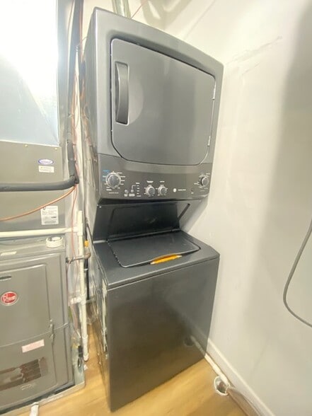 In Unit Laundry - 1305 E 69th St