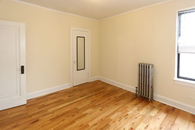 Building Photo - 4634 N Paulina St