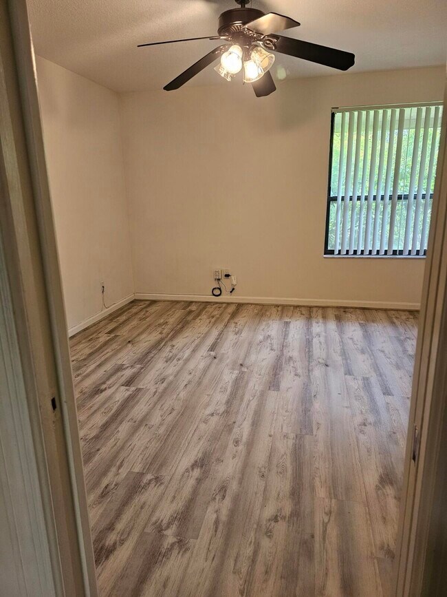 Building Photo - 9334 Sable Ridge Cir